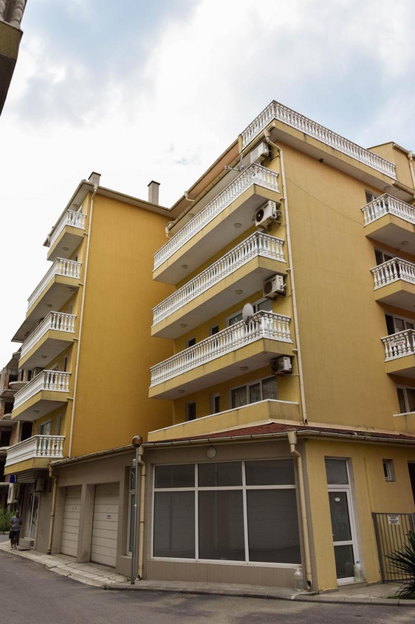Comfort Apartment Pomorie Bagian luar foto
