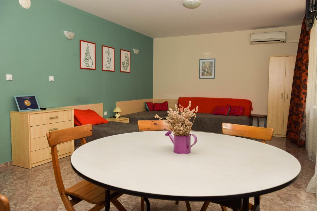 Comfort Apartment Pomorie Bagian luar foto